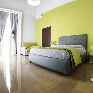 Beverello Hotel Nápoles